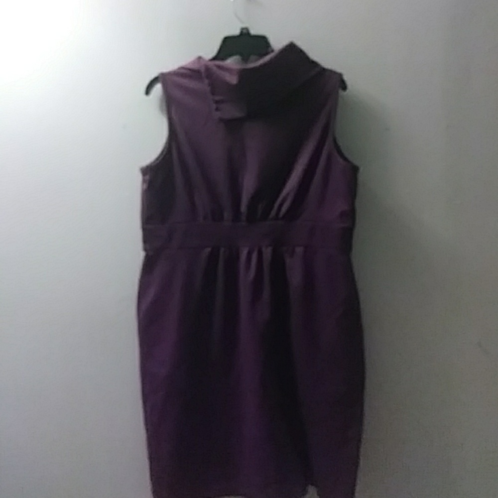 Gown - Picture 3 of 3